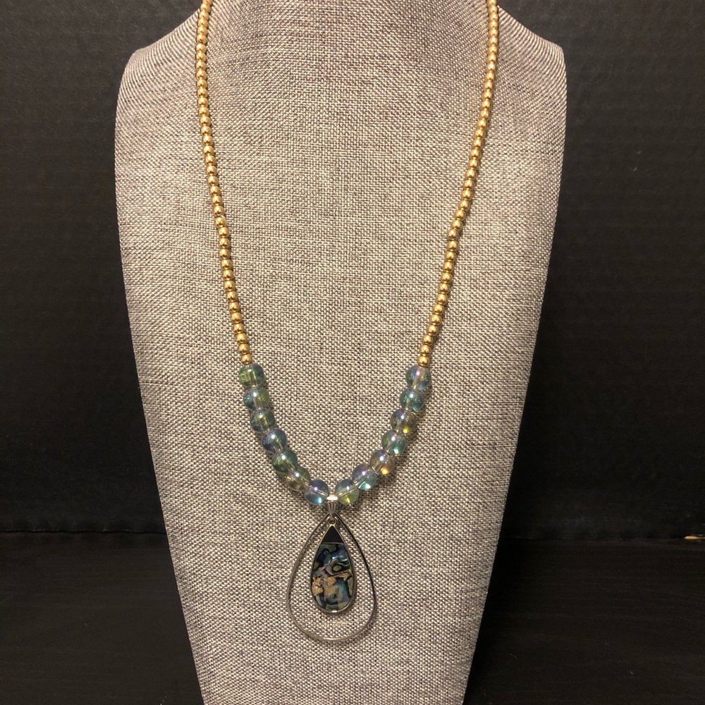 Abalone pendant necklace